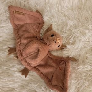 TY BEANIE BABY BATTY